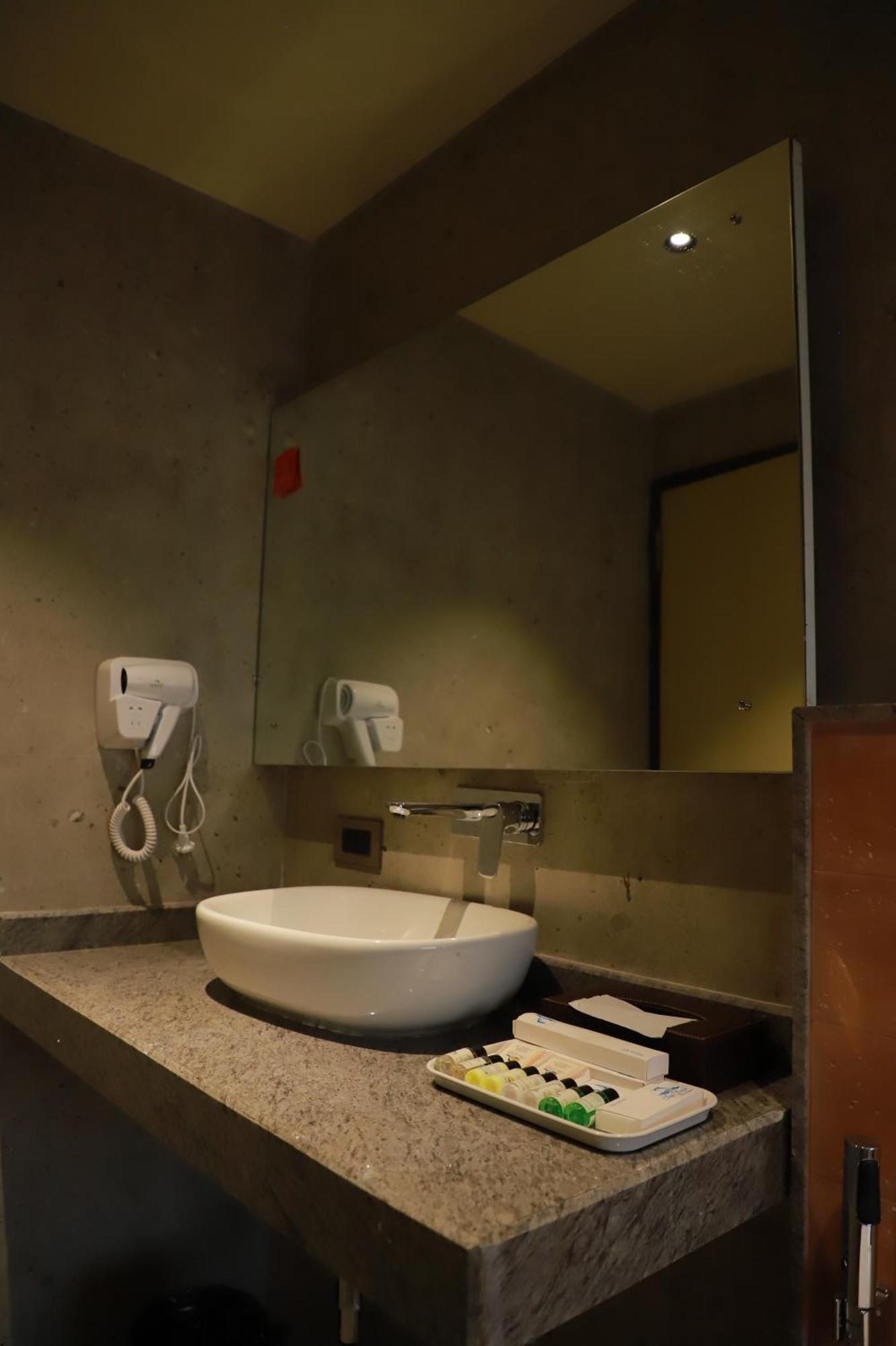 Sea Deck Hotel Port Blair Ngoại thất bức ảnh